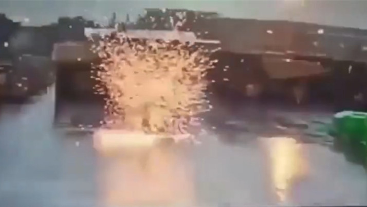 泄密